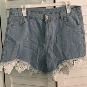 High wasted lace shorts